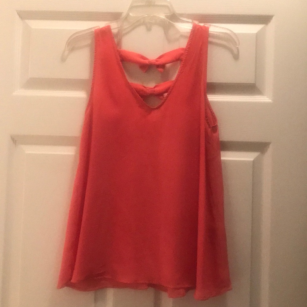 Salmon tank